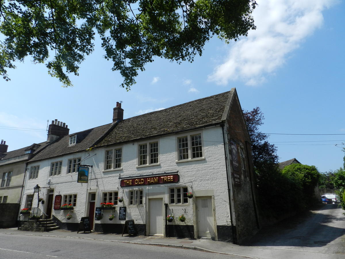 Hotel The Old Ham Tree Holt  Exteriér fotografie